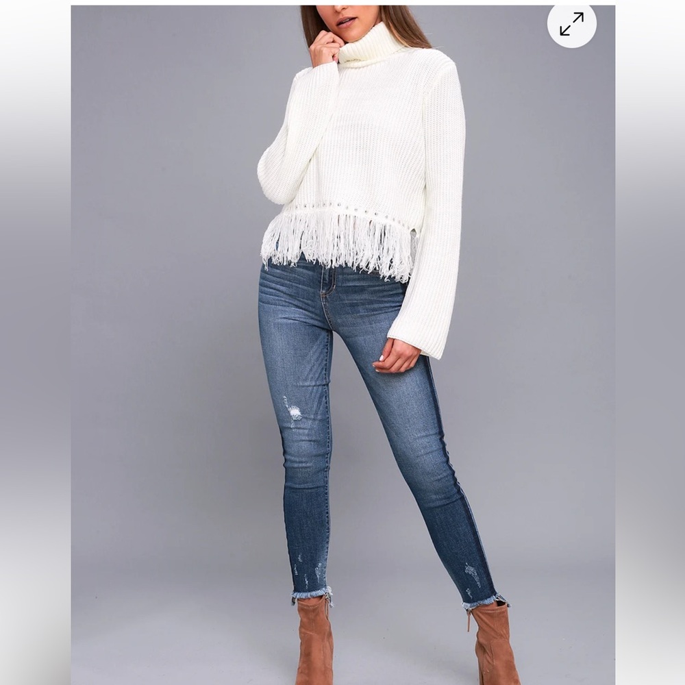 Lulus Freethinker Cream Ribbed Fringe Cropped Turtleneck Sweater Women Size M